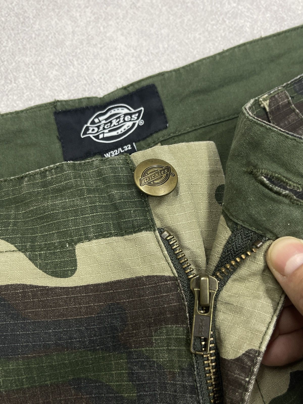 Dickies Mens Dickies Camo Cargo Pants Multipocket Size 32 Size US 32 / EU 48 - 11 Thumbnail