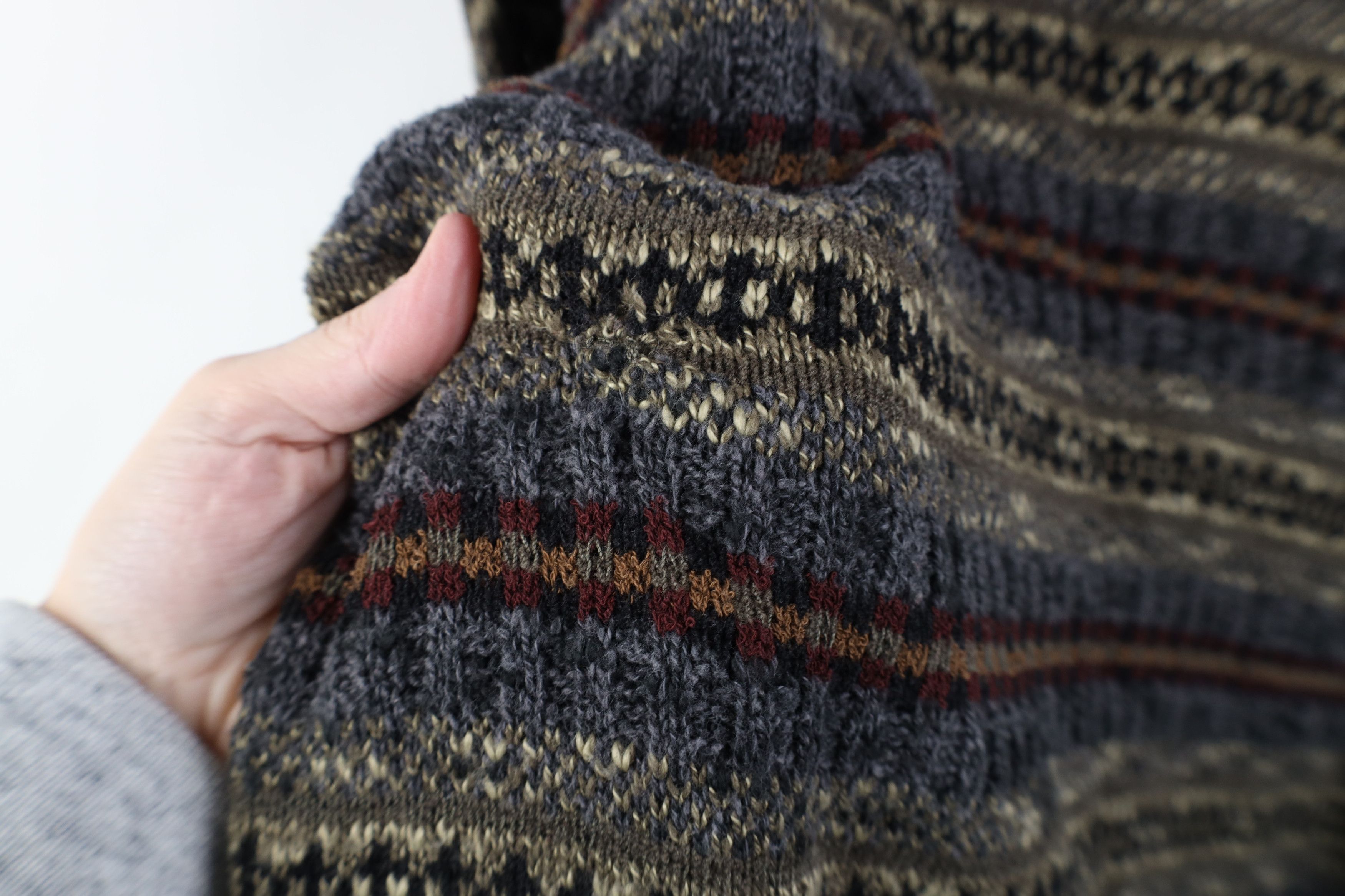 Vintage Vintage 90s Coogi Style Rainbow Fair Isle Knit Sweater Size US XL / EU 56 / 4 - 4 Thumbnail