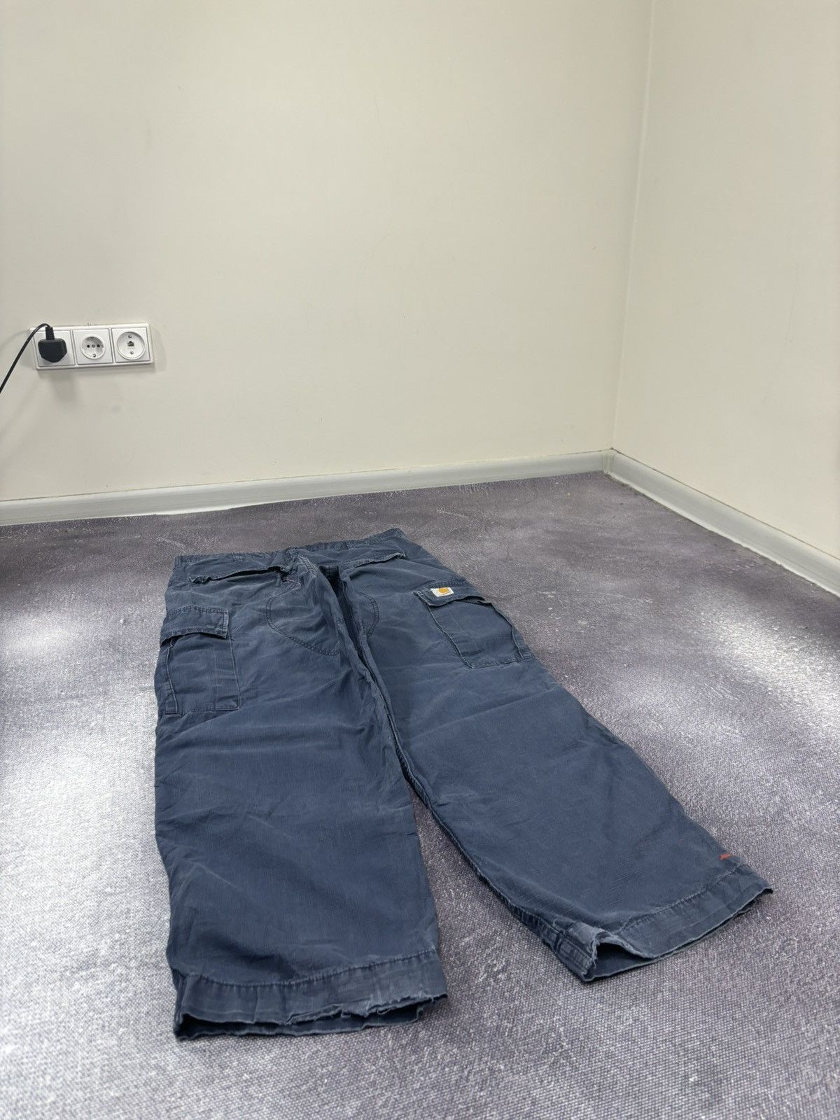 Carhartt Vintage Carhartt WIP Navy Y2K Hype Baggy Cargo Pants Size US 34 / EU 50 - 4 Thumbnail