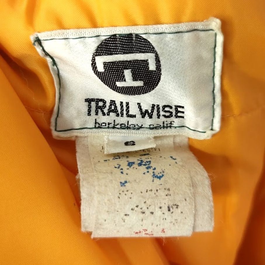 Vintage VINTAGE Trail Wise Berkeley Puffer Vest Mens Size Small Brown 80s Made In USA Trail Wise Berkeley Puffer Vest Mens Size Small Brown 80s Made In USA Size US S / EU 44-46 / 1 - 6 Thumbnail