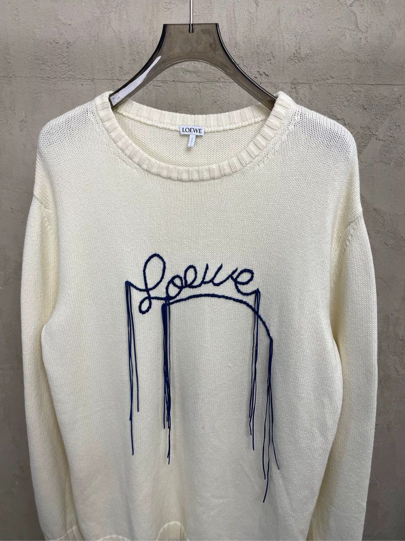 Loewe LOEWE White embroidered ribbon logo round neck sweater Size M / US 6-8 / IT 42-44 - 3 Thumbnail