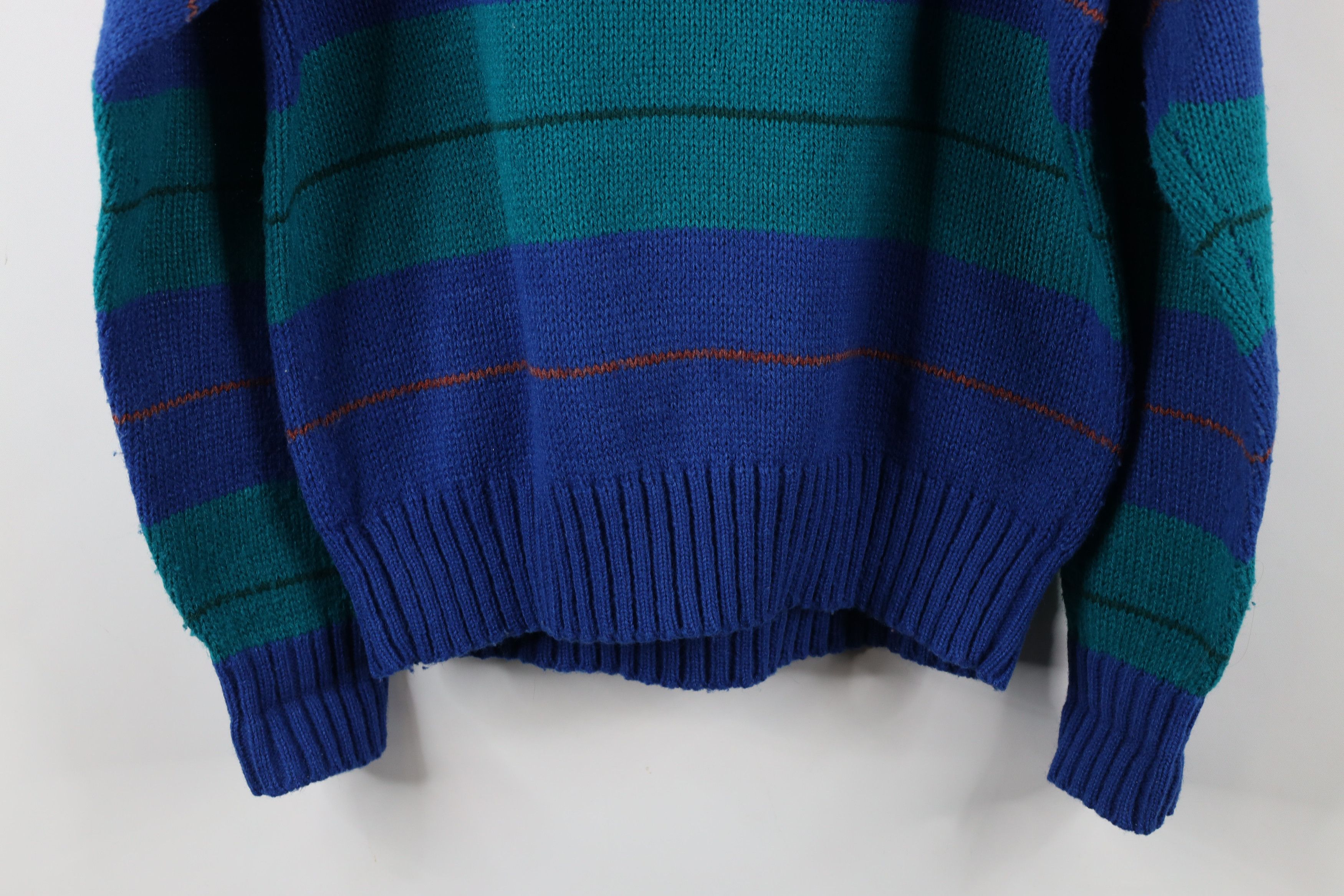 Vintage Vintage 90s Streetwear Plaid Striped Knit Crewneck Sweater Size US L / EU 52-54 / 3 - 8 Thumbnail