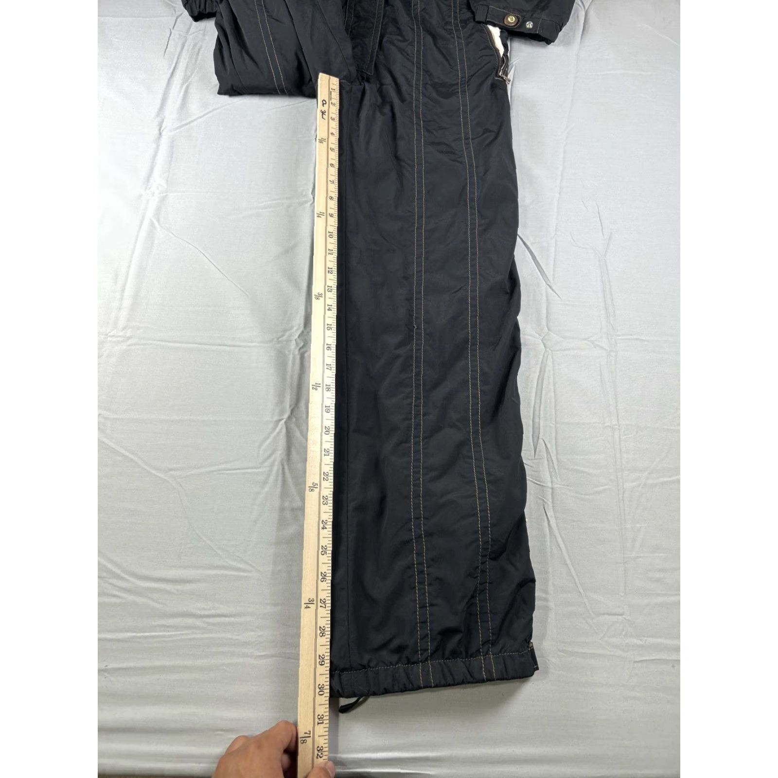 Bogner Bogner Ski One-Piece Jumpsuit Womens Size 10 Large Belted Black Vintage USA 31 in Inseam Size 32" / US 10 / IT 46 - 4 Thumbnail
