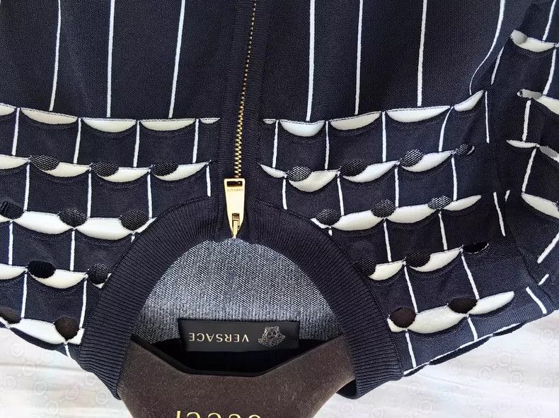 Other Versace Knitted jacket Size XS / US 0-2 / IT 36-38 - 3 Thumbnail