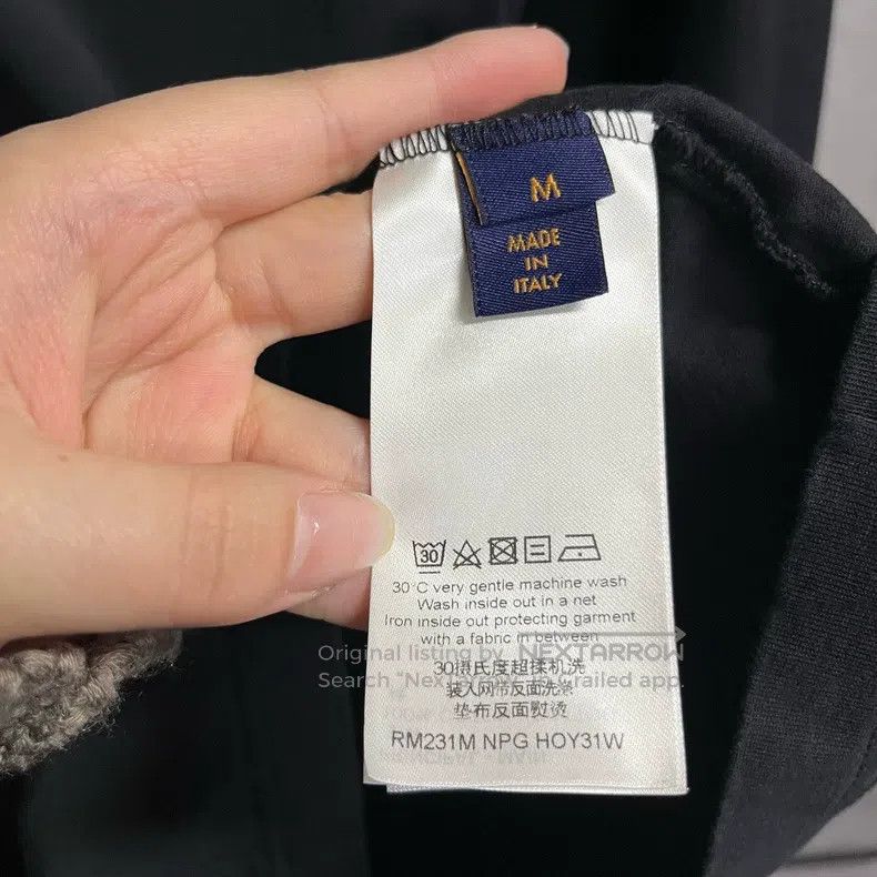 Louis Vuitton Louis Vuitton Black monogrammed Logo print long sleeve Size US M / EU 48-50 / 2 - 4 Thumbnail