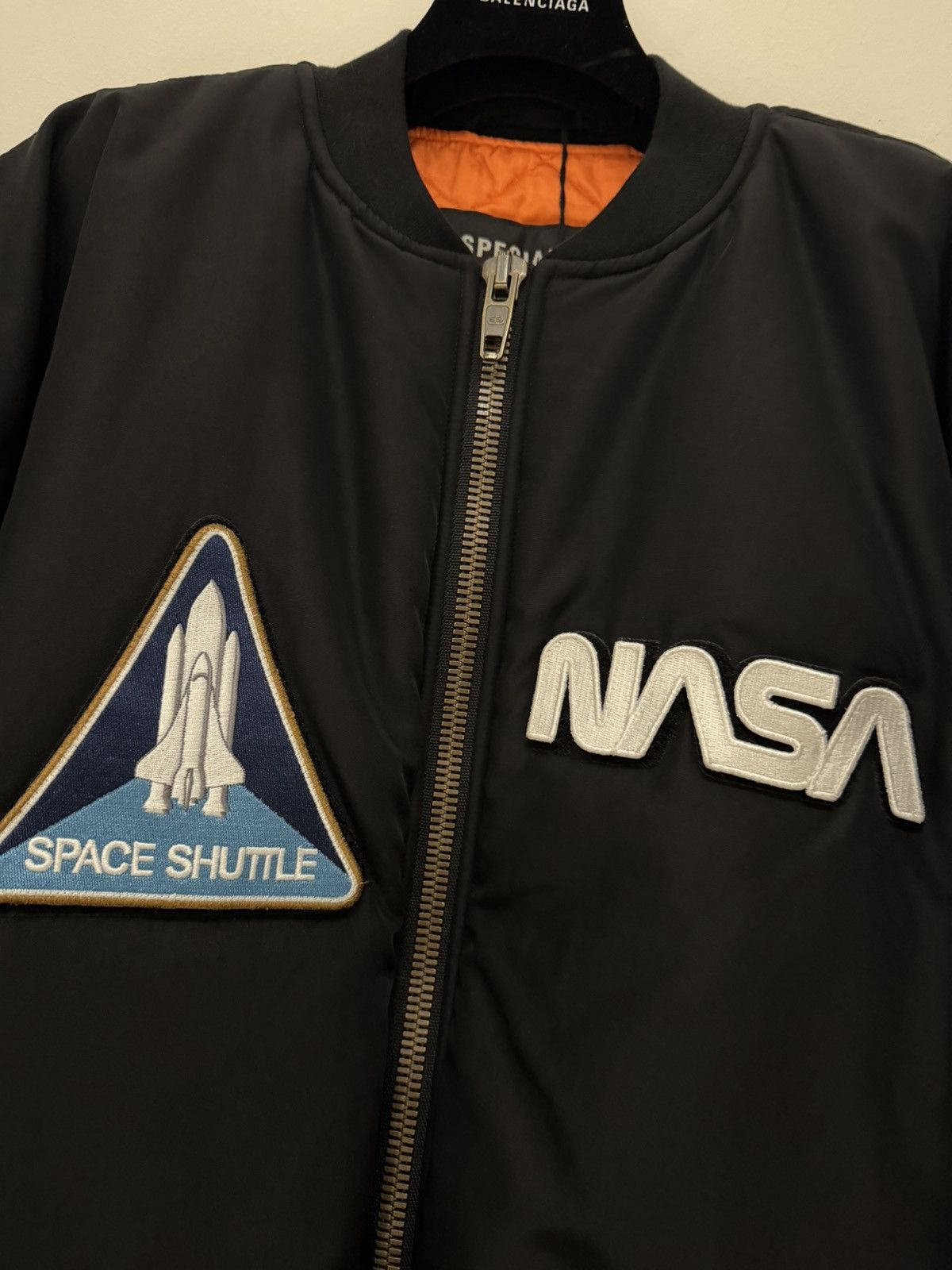 Balenciaga Balenciaga x NASA bomber jacket Size US XS / EU 42 / 0 - 5 Thumbnail