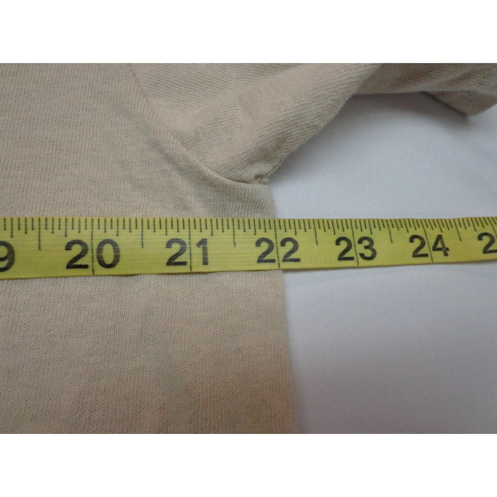 Disney Disney Mickey Mouse Great Outdoors Beige Comics T Shirt Size Large FLAWS Size US L / EU 52-54 / 3 - 6 Thumbnail