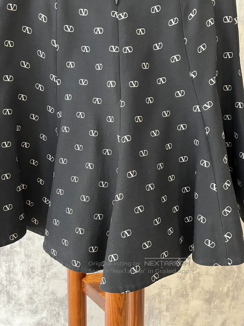 Valentino Valentino Black skirt Size XS / US 0-2 / IT 36-38 - 5 Thumbnail