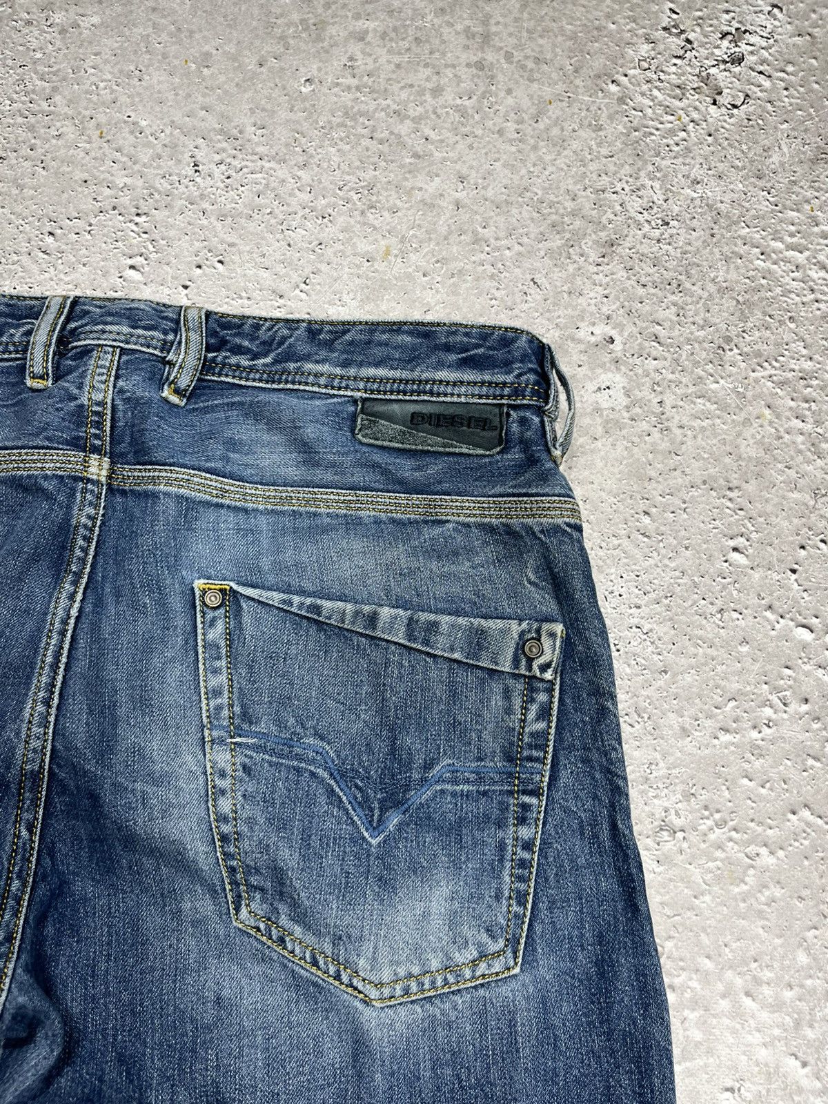 Diesel Diesel Krooley Distressed Faded Blue Denim Jeans Size 32 Size US 32 / EU 48 - 18 Thumbnail