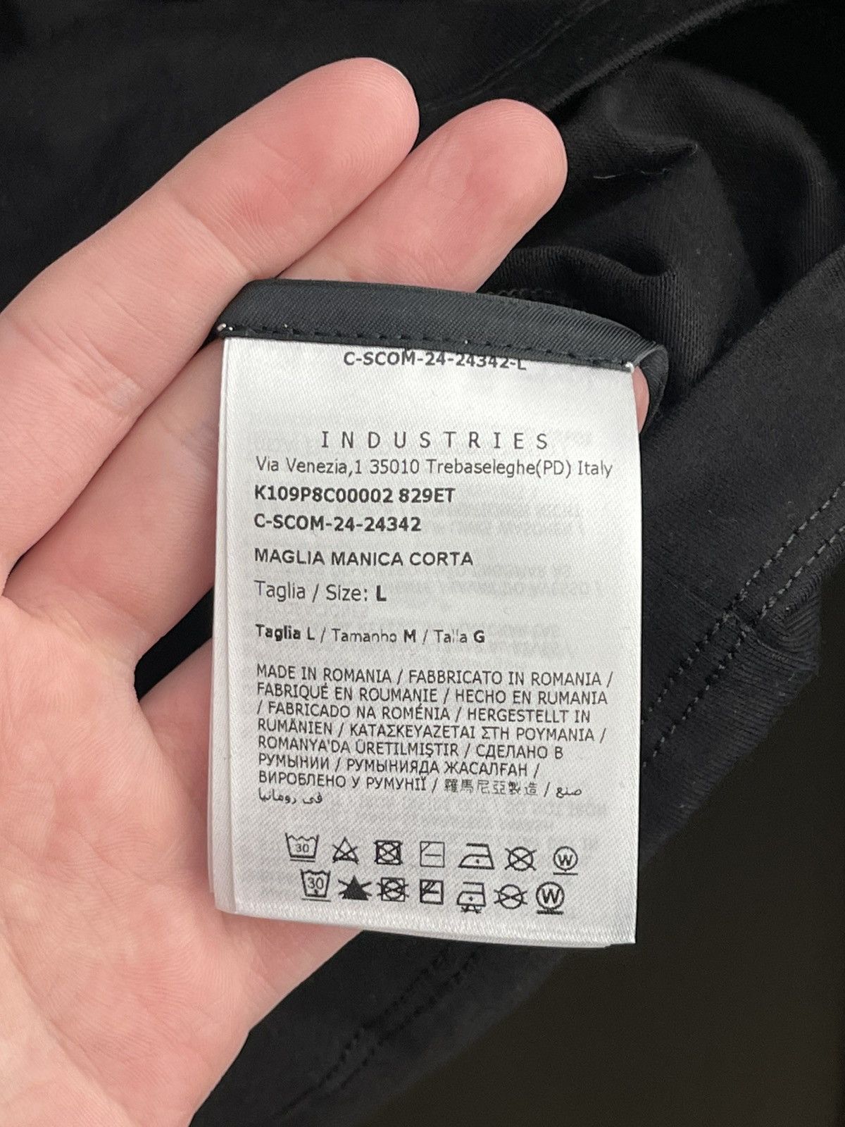 Moncler Moncler T Size US L / EU 52-54 / 3 - 4 Thumbnail