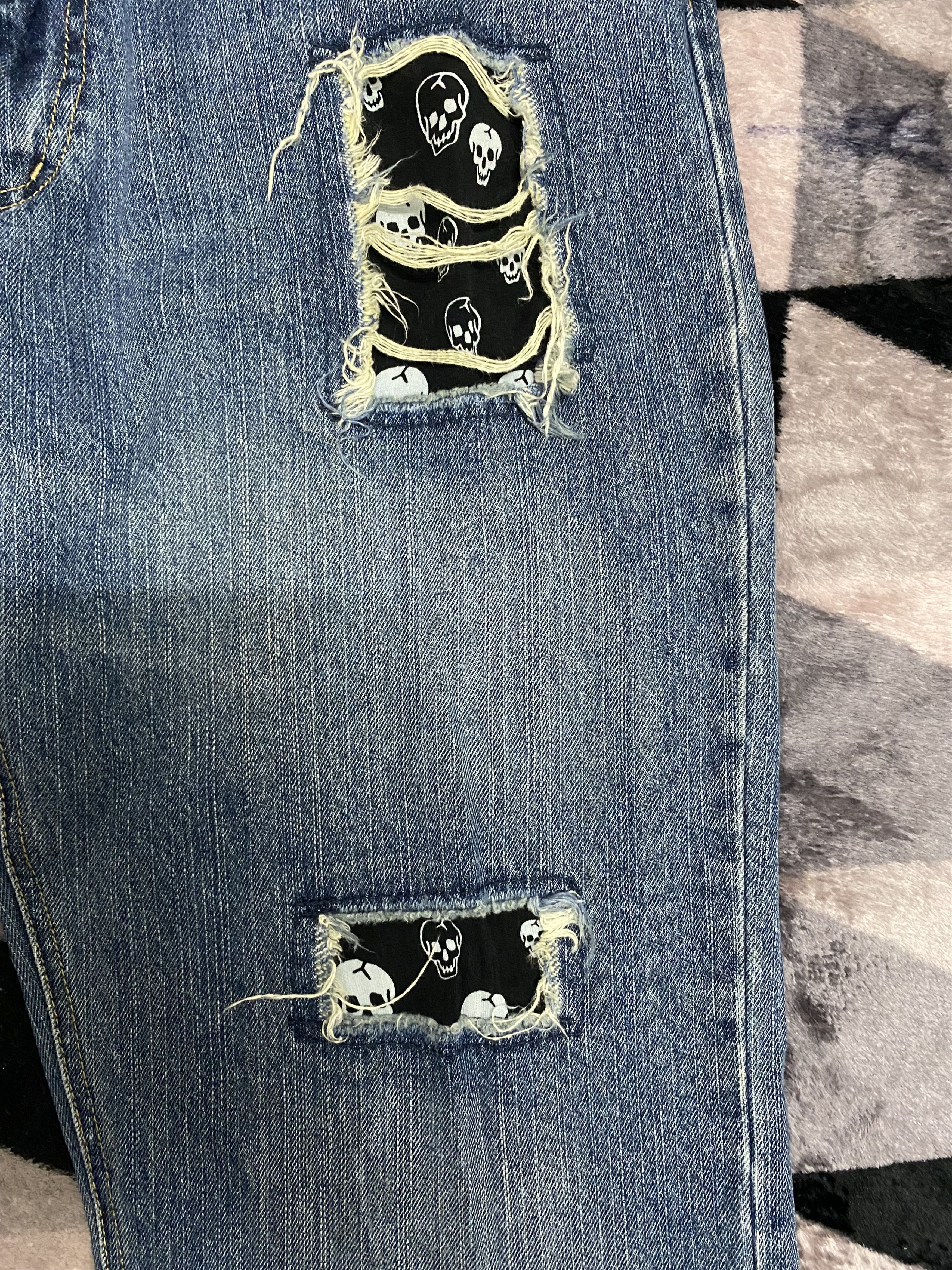 Japanese Brand Vintage Playchess Patchwork Skull Distressed Jeans Size US 36 / EU 52 - 7 Thumbnail