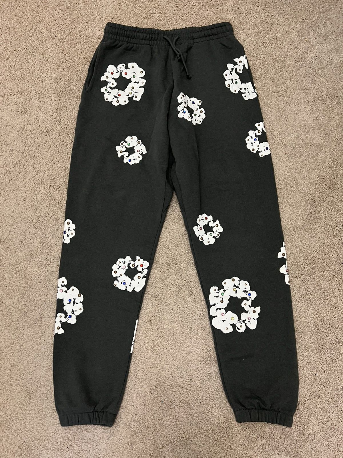 DENIM TEARS Rhinestone Cotton Wreath Sweatpants Medium Size US 32 / EU 48 - 2 Thumbnail