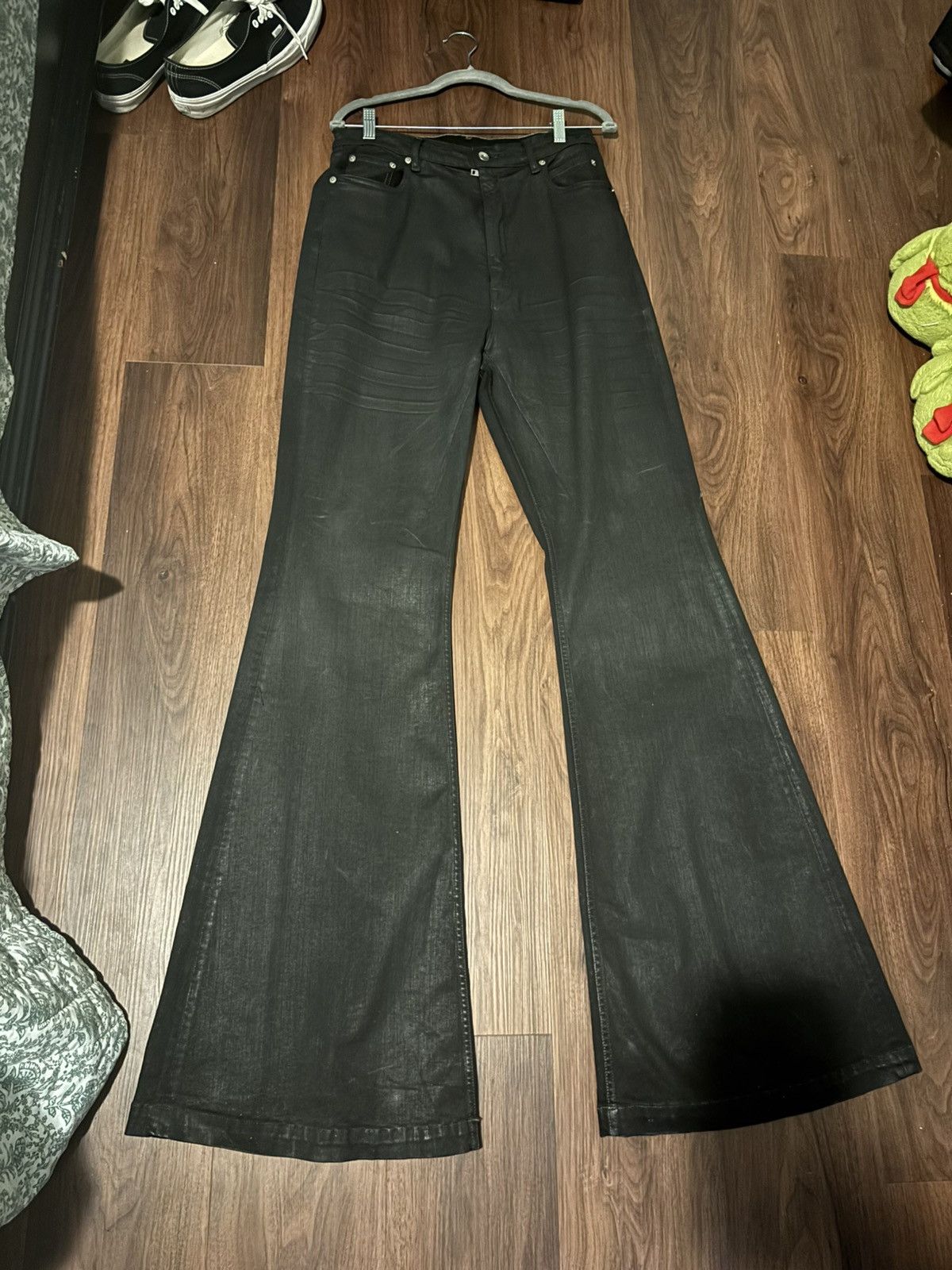 bolan似 Boots cut flare waxed denim opium Buy Rick Owens 'Strobe' Waxed Bolan Bootcut Jeans Online at