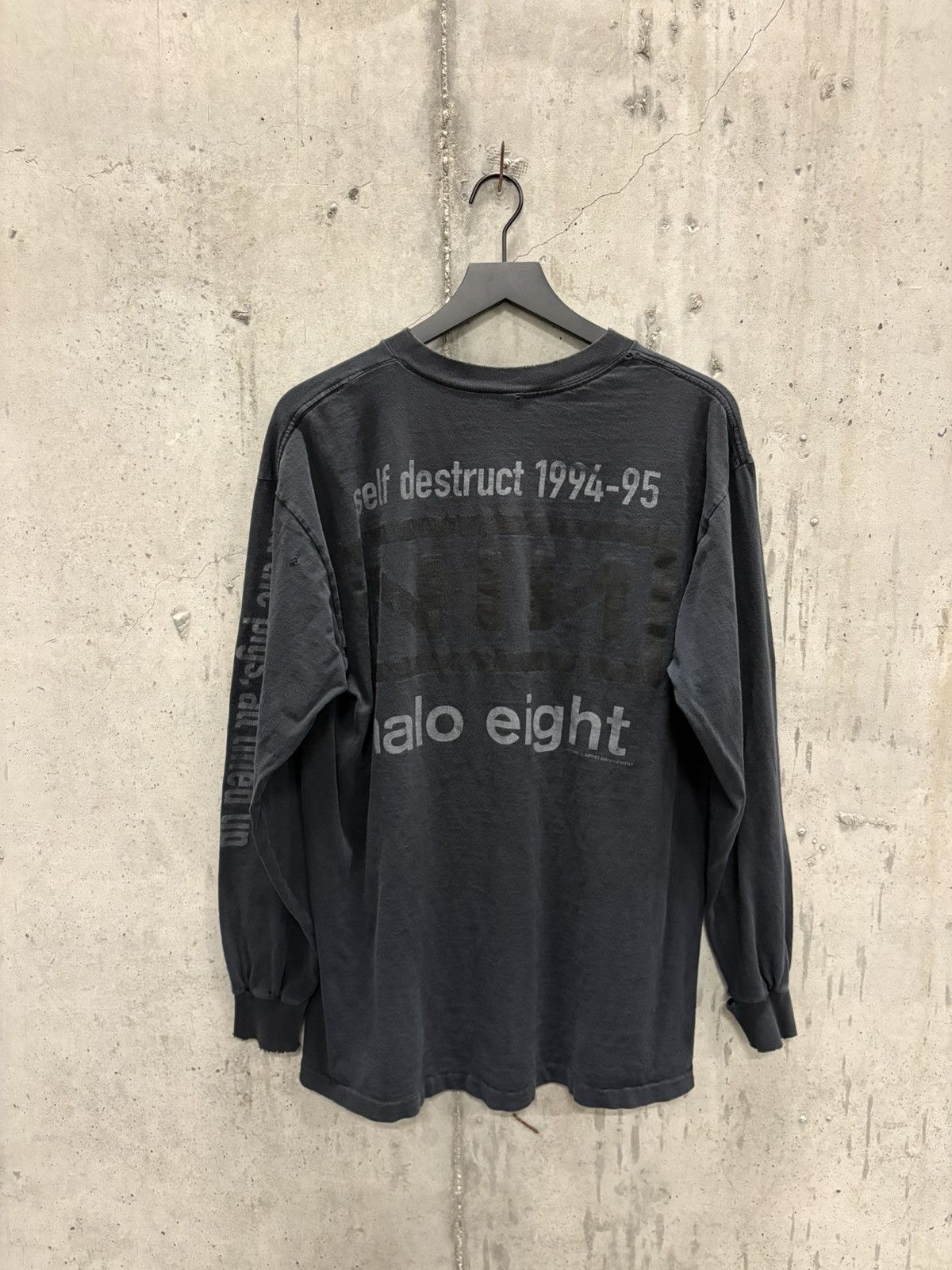 Band Tees Vintage Nine Inch Nails Shirt Thrashed Faded Grunge Band Size US XL / EU 56 / 4 - 3 Thumbnail