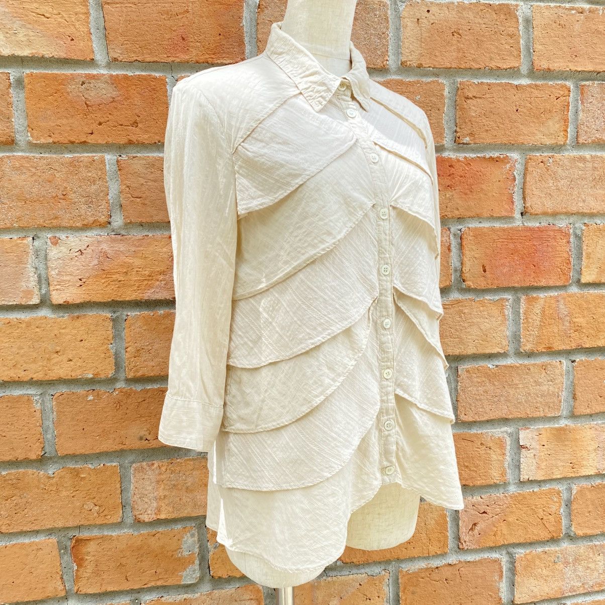 Designer × Japanese Brand A.T Ivory Tiered Ruffle Blouse Size L / US 10 / IT 46 - 20 Thumbnail