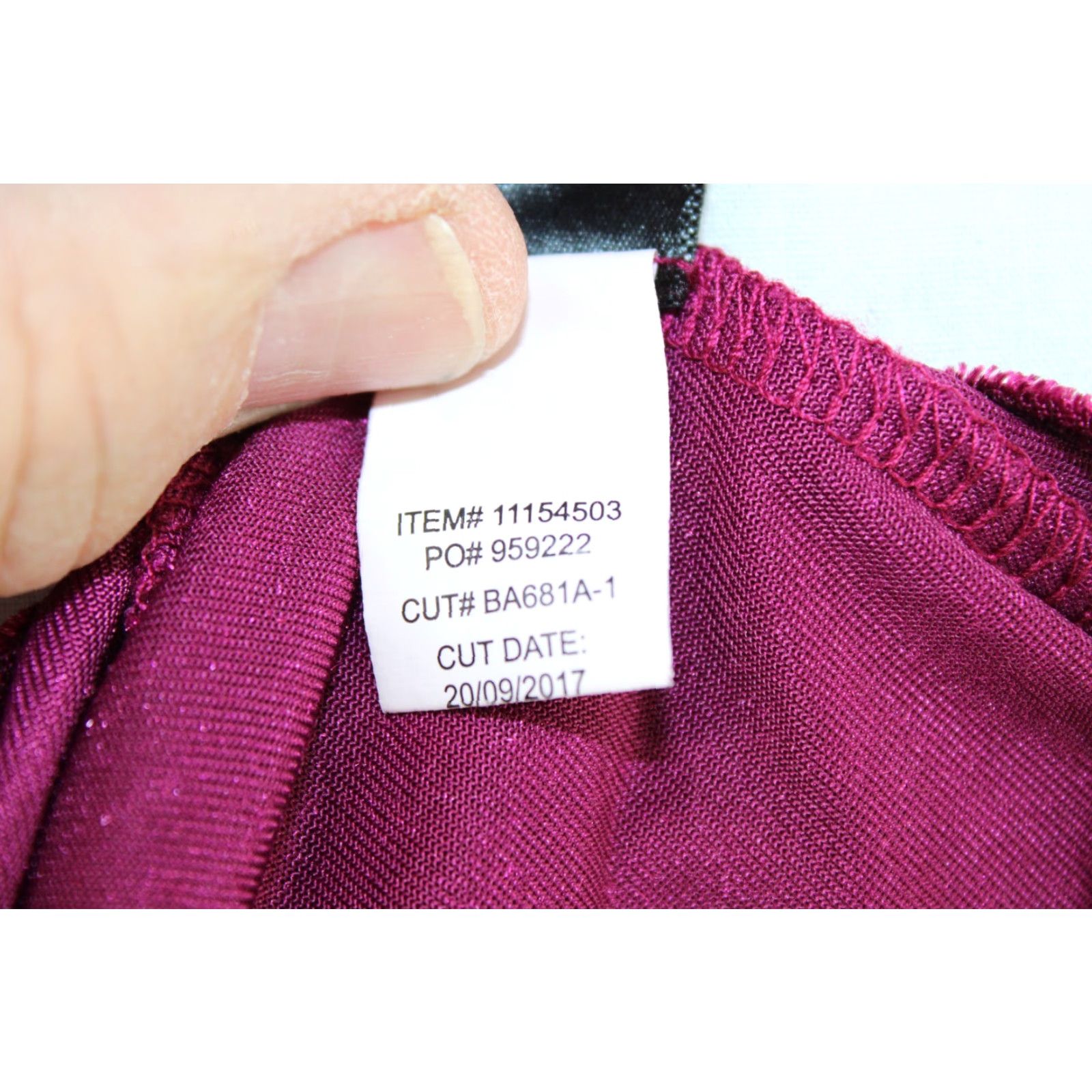 Torrid Torrid Tank Top Women’s 1X Burgundy Crushed Velvet Cami Y2K Party Whimsy Goth Tank Camisole Women 1X Red Velvet Y2K Gothic Party Casual/Workwear Mens? Size XL / US 12-14 / IT 48-50 - 5 Thumbnail