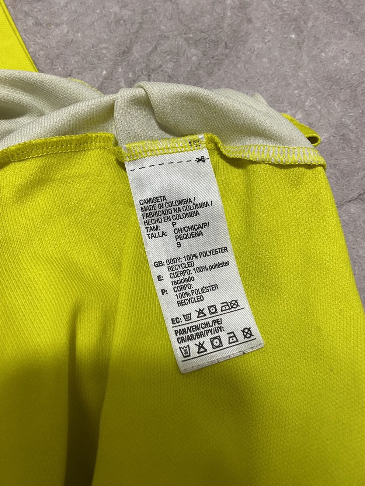 Adidas Adidas Colombia 2018-2019 Home Football Soccer Jersey Y2K Size US S / EU 44-46 / 1 - 13 Thumbnail