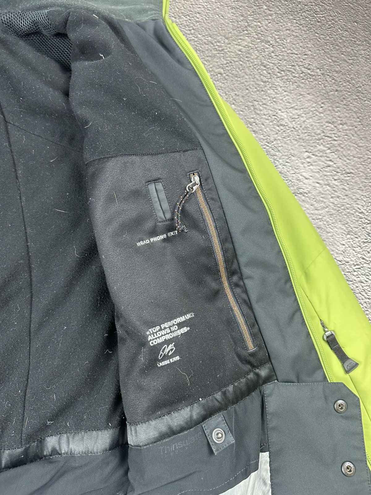 KJUS Kjus Ski Jacket Storm Hood Rain Coat Outdoor Gorpcore Style Size US L / EU 52-54 / 3 - 13 Thumbnail