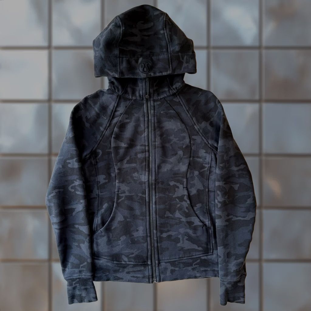 Lululemon Lululemon Scuba Hoodie Jacket 6 Black Camo Full Zip Workout Athleisure Yoga Size M / US 6-8 / IT 42-44 - 1 Thumbnail