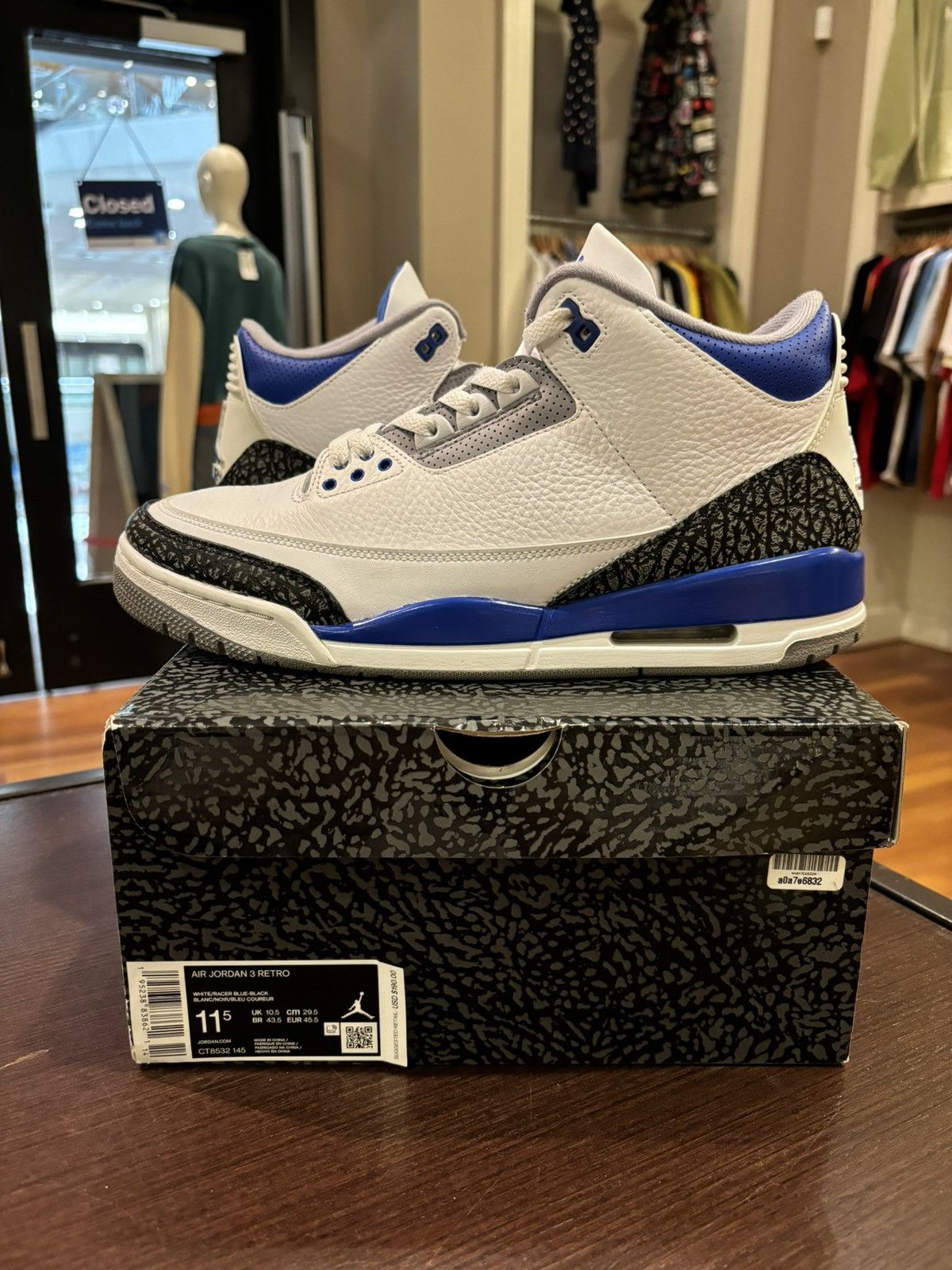 Jordan retro 'racer blue'