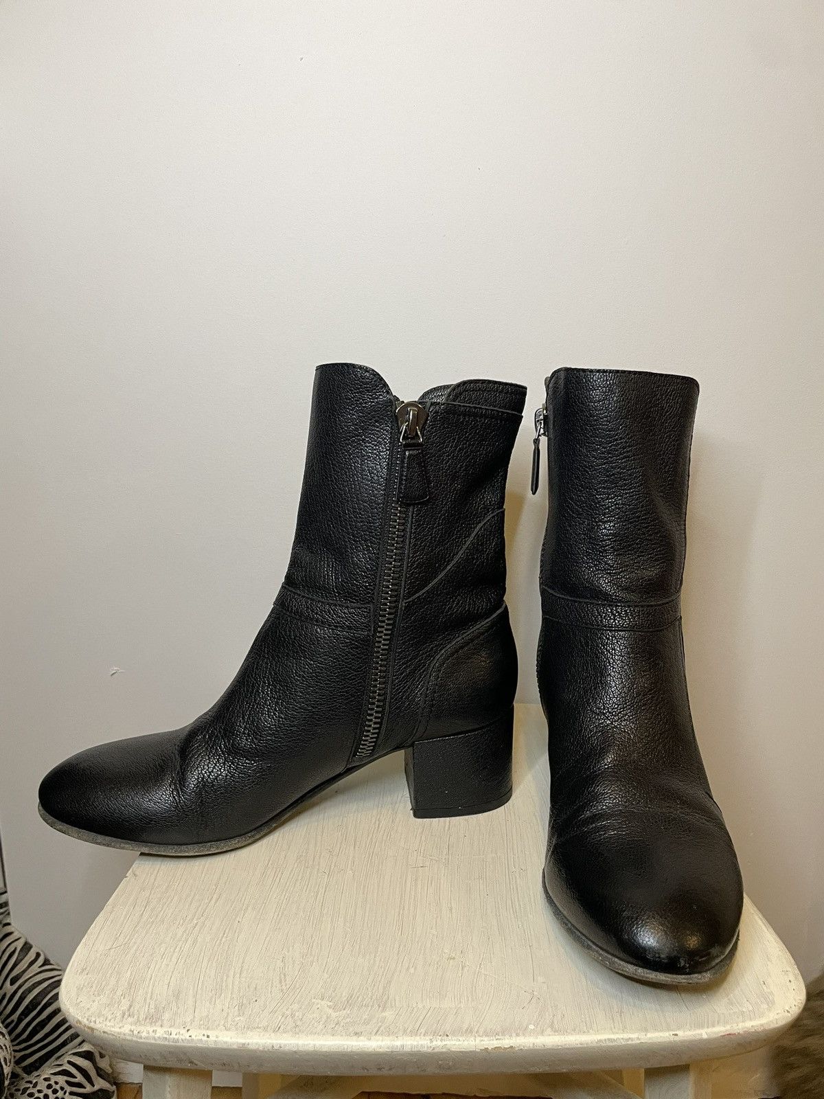 Chanel Chanel Interlocking CC Logo Boots Size US 7.5 / IT 37.5 - 3 Thumbnail