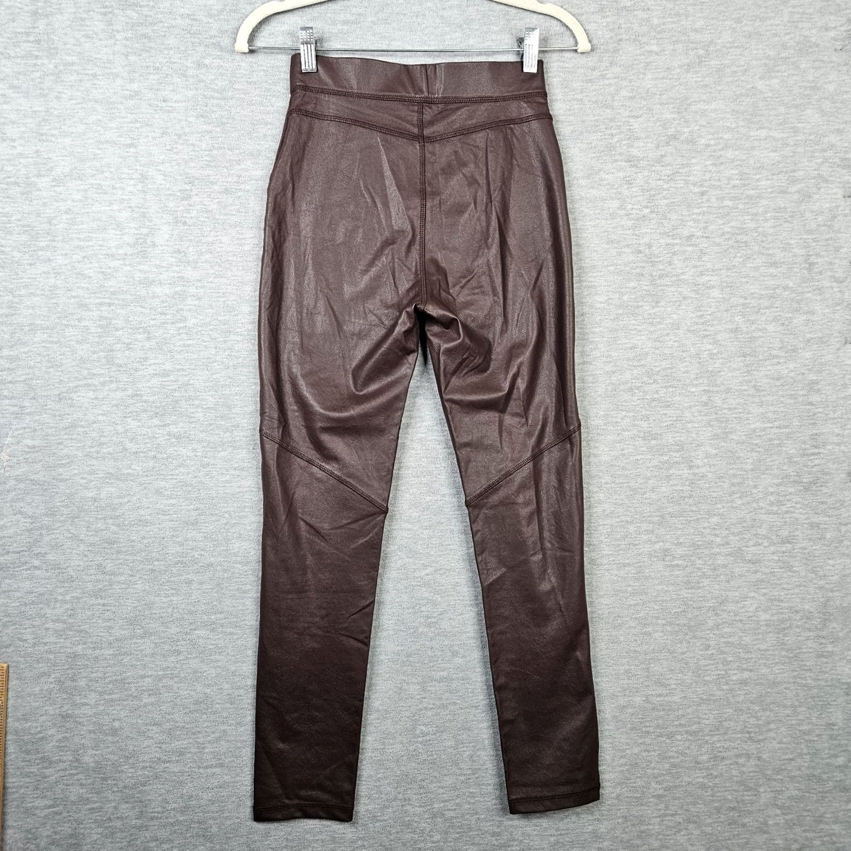 Vintage SOMETHING Navy Women's Brown Faux Leather Pull-on Cropped Legging XS Brown Cropped Pants Womens XS Pull On Leather-like Size 26" / US 2 / IT 38 - 3 Thumbnail