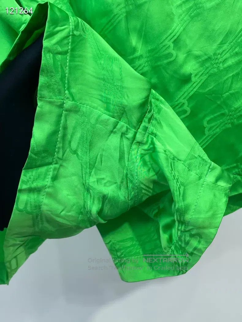 Balenciaga Balenciaga All-over printed shorts Size US 34 / EU 50 - 4 Thumbnail