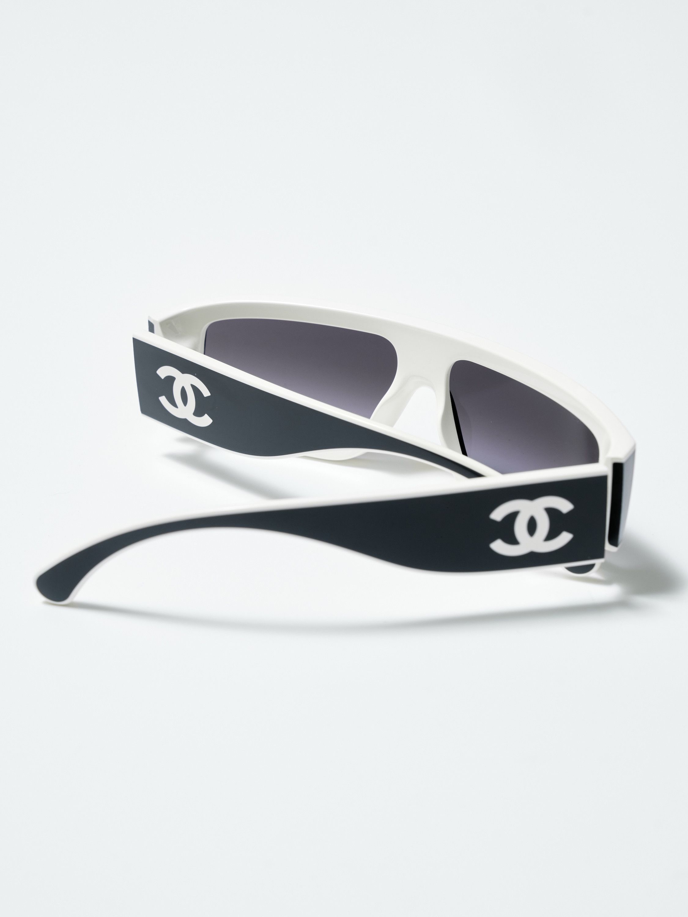 Chanel CHANEL 0CH6057 1656S6 Size ONE SIZE - 7 Thumbnail
