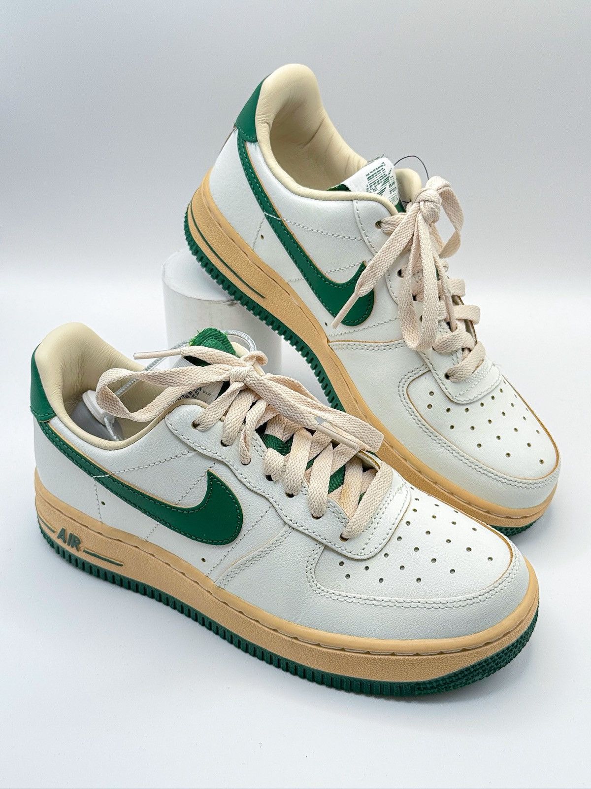 Nike Nike Air Force 1 Low '07 Vintage "White Gorge Green" Size US 6 / EU 39 - 1 Thumbnail