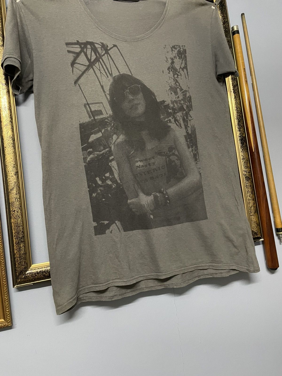 Japanese Brand Vintage Japan Designer Impression De Paris ‘ Hysteric girl ‘ Size US M / EU 48-50 / 2 - 4 Thumbnail