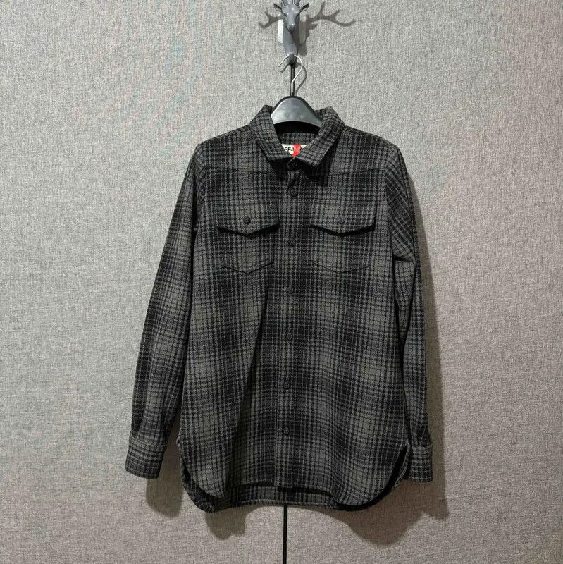 Off-White Off-White Men's Black and Gray Printed Shirt 0089 Size US XXS / EU 40 - 1 Thumbnail