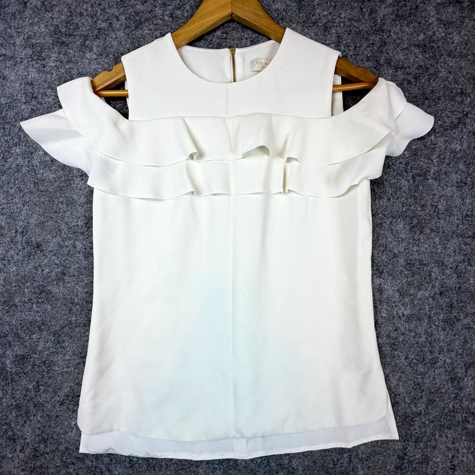 Ted Baker Ted Baker Hopee Ruffle Top Womens 1 White Office Siren Size XS / US 0-2 / IT 36-38 - 1 Thumbnail