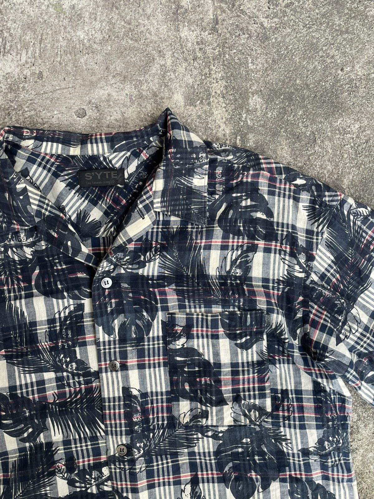 Yohji Yamamoto Short Sleeve Casual Button-Down Shirts for Men Size US L / EU 52-54 / 3 - 2 Thumbnail