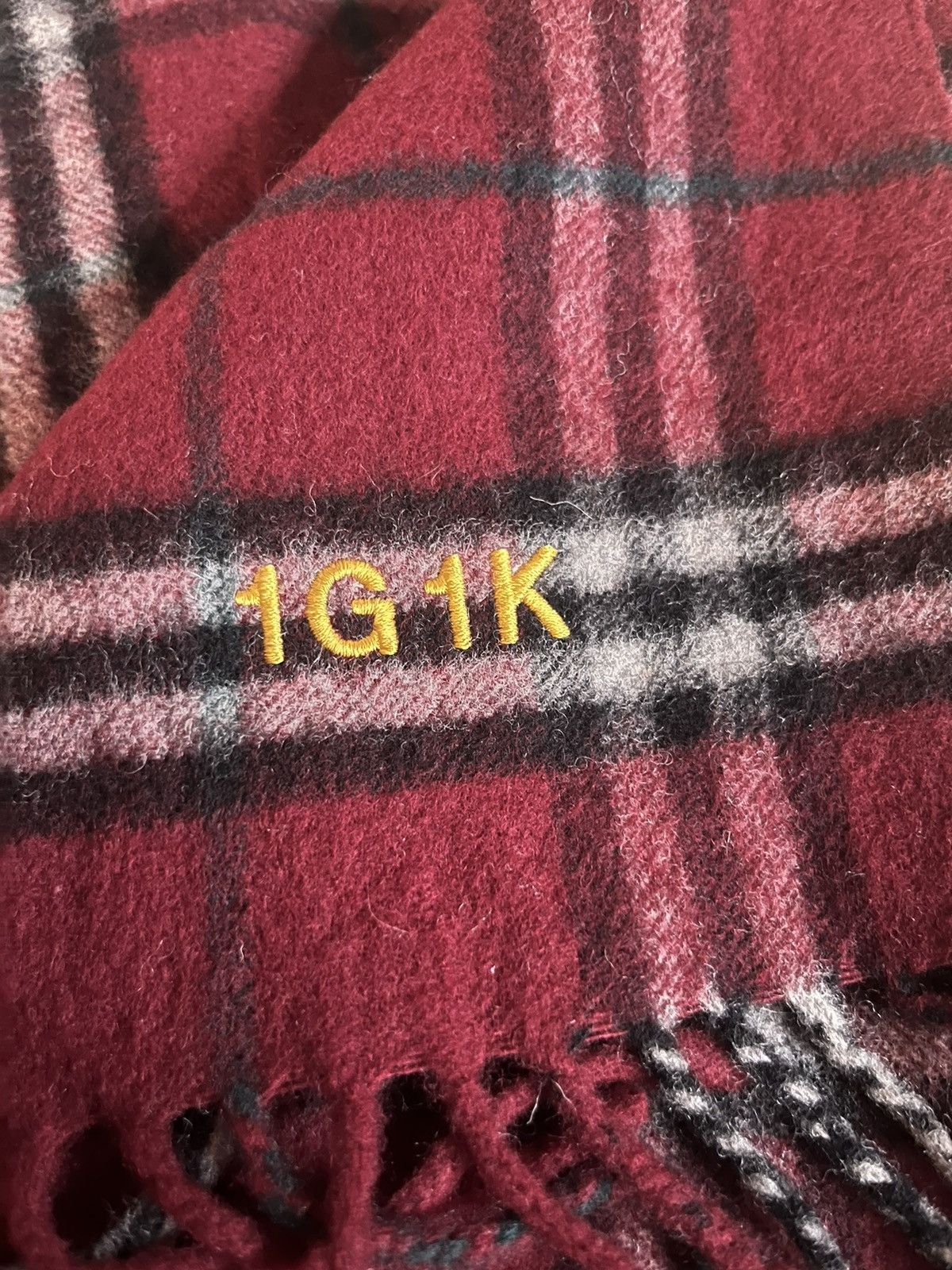 Burberry × Vintage Burberry Maroon Nova Check Scarf Size ONE SIZE - 3 Thumbnail