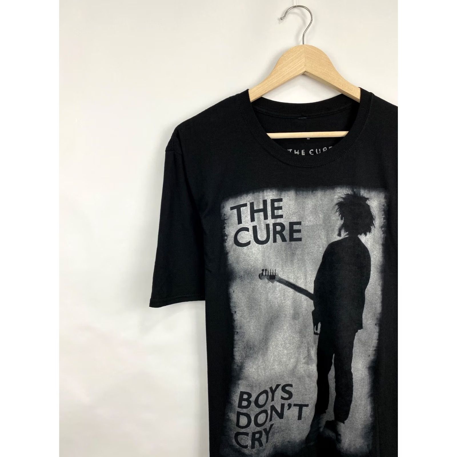 Gildan Vintage The Cure Boys Don’t Cry T-shirt rare Retro Hype Hype L black Mens Shirt Size US L / EU 52-54 / 3 - 3 Thumbnail