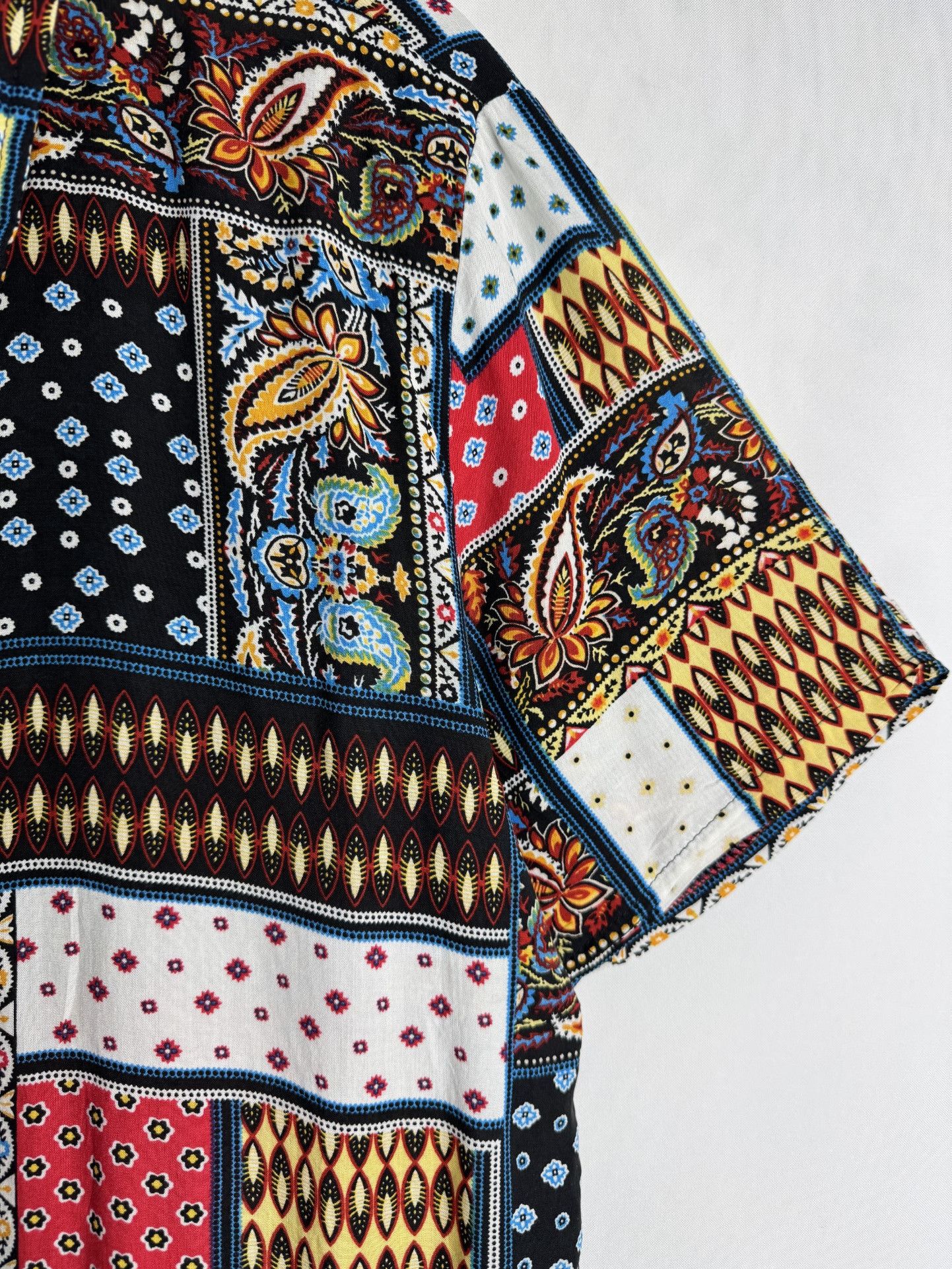Other Men’s patchwork batik print button up shirt Size US L / EU 52-54 / 3 - 7 Thumbnail