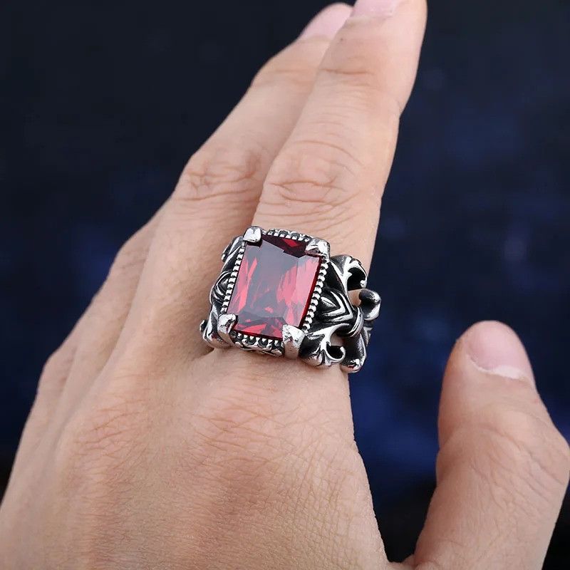Vintage Classic Red Stone Ring Size ONE SIZE - 1 Thumbnail