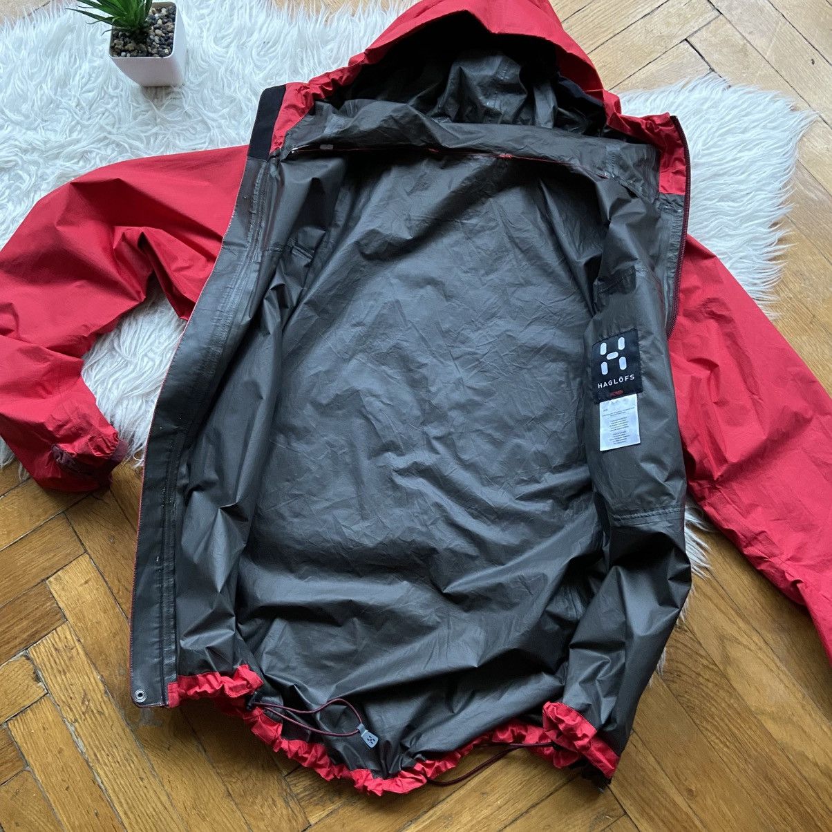 Haglofs 📌 Outdoor Haglofs Gore-Tex Light Rain Gorpcore Jacket Size L / US 10 / IT 46 - 16 Thumbnail
