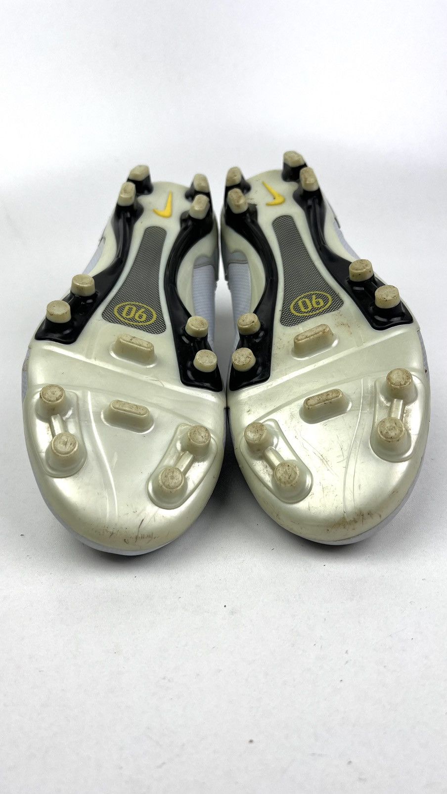 Nike NIKE Cleats Football Shoes Total 90 Laser Zoom FG Silver Men Size US 12 / EU 45 - 17 Thumbnail