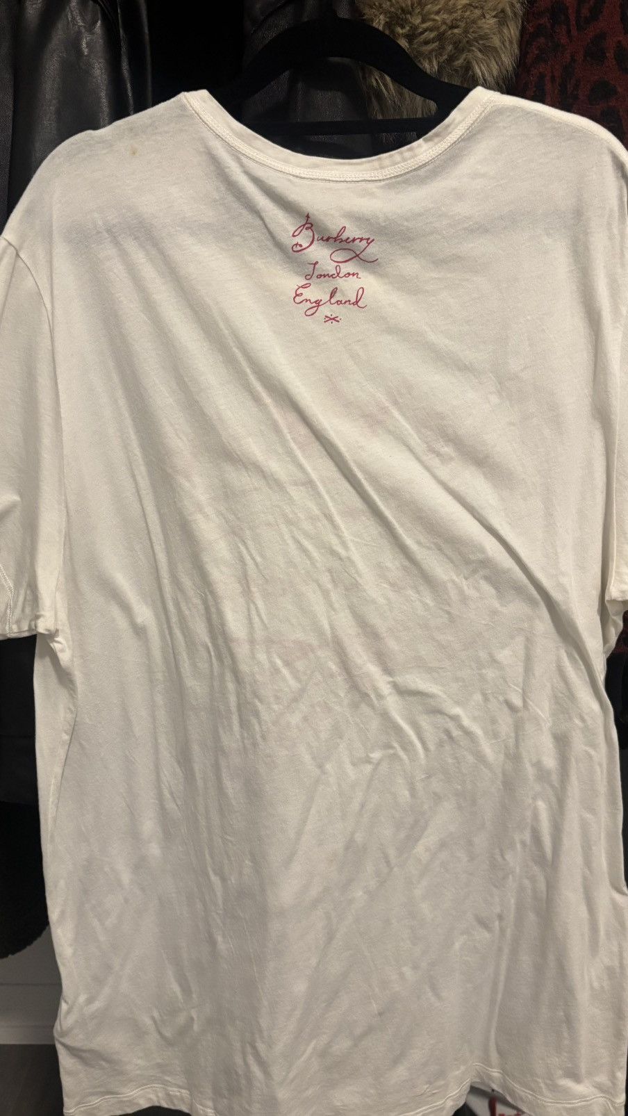 Burberry Burberry London England Castleford Graphic T Shirt White XL Size US L / EU 52-54 / 3 - 2 Thumbnail