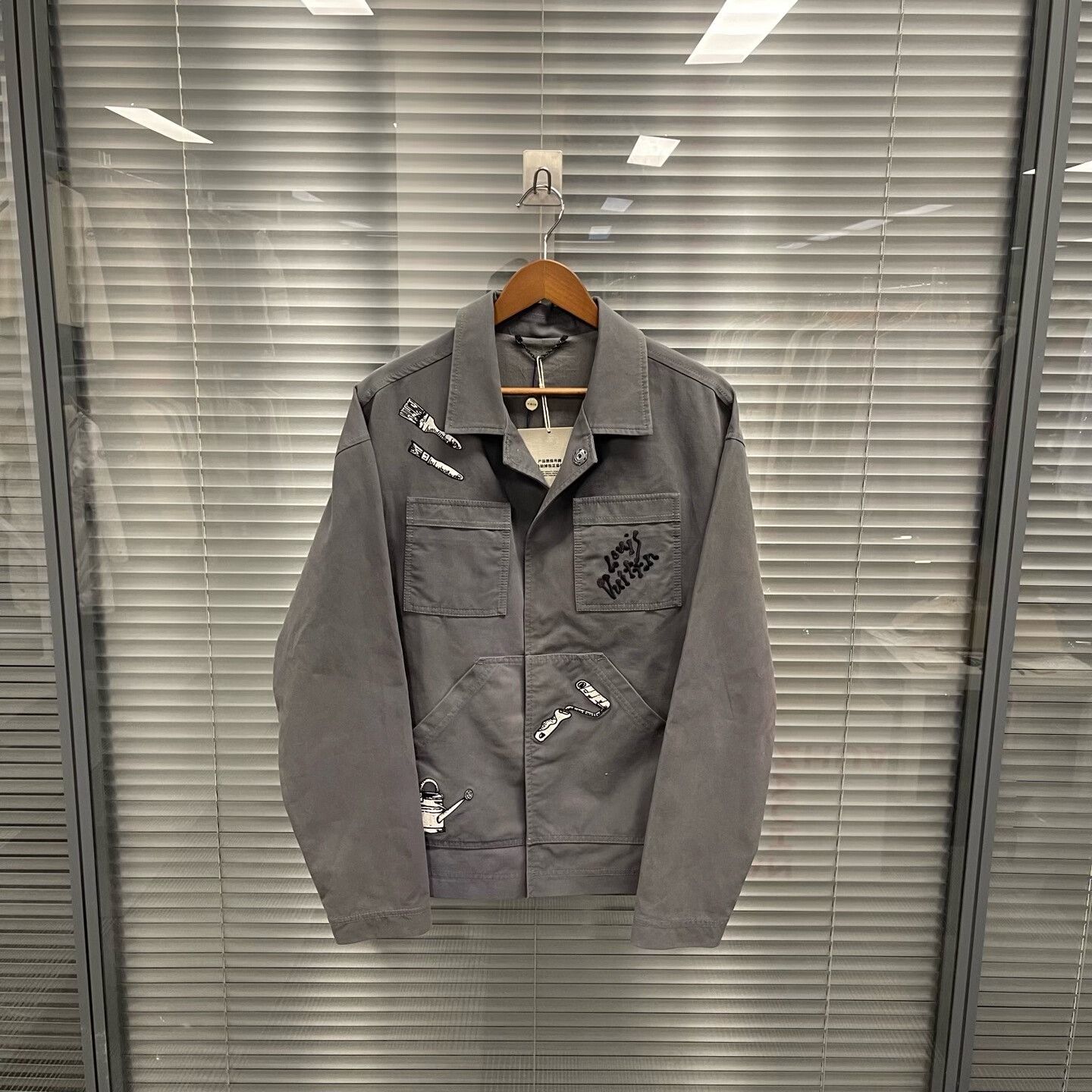 Louis Vuitton gray embroidered work jacket by louis vuitton Size US L / EU 52-54 / 3 - 1 Thumbnail