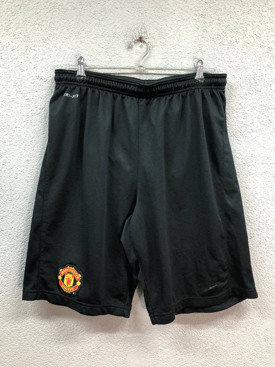 Nike × Vintage Nike vintage shorts Manchester United Large Size US 34 / EU 50 - 1 Thumbnail
