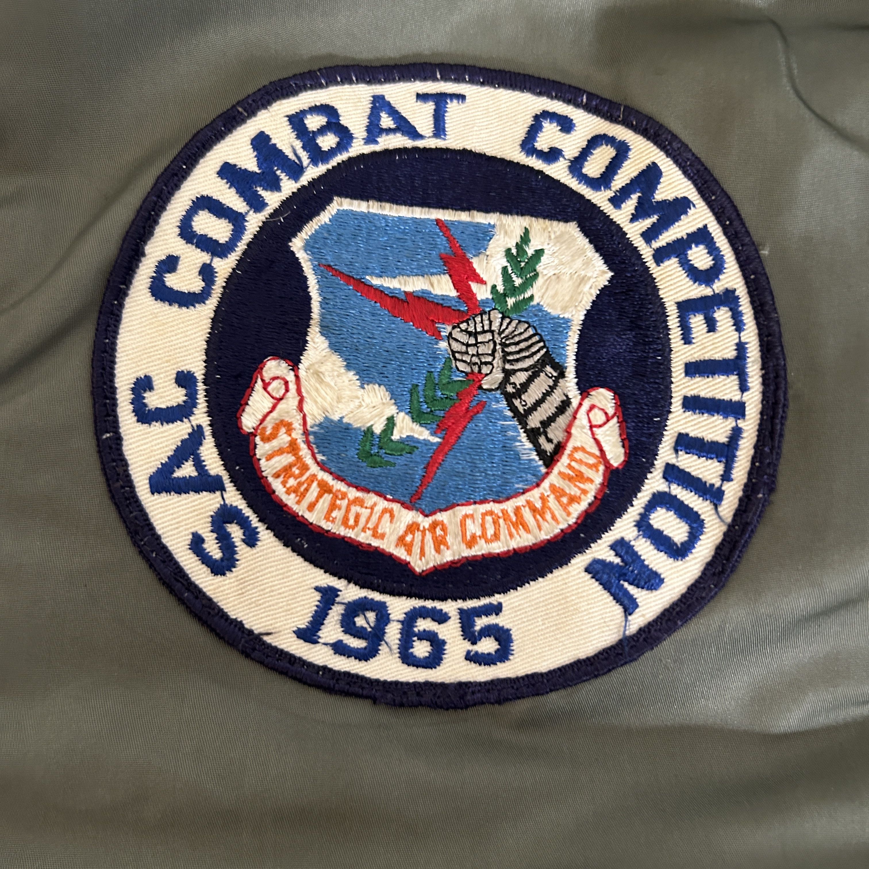Alpha Industries 1964 Alpha L-2B USAF Flight Jacket Crown Zip L Size US M / EU 48-50 / 2 - 6 Thumbnail