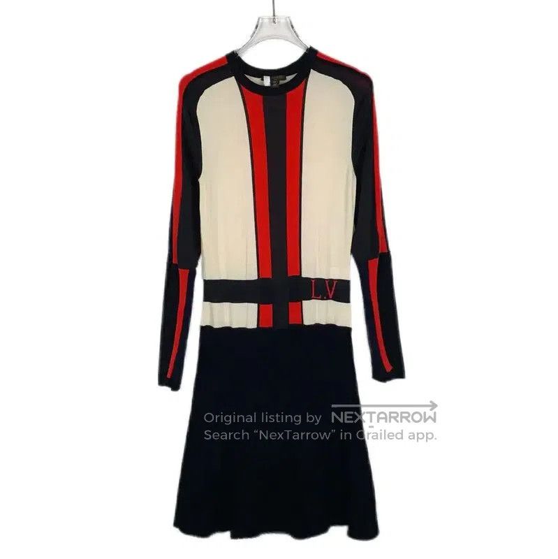 Louis Vuitton Louis Vuitton Colorblock Silk Dress XS Size . Size XS / US 0-2 / IT 36-38 - 1 Thumbnail