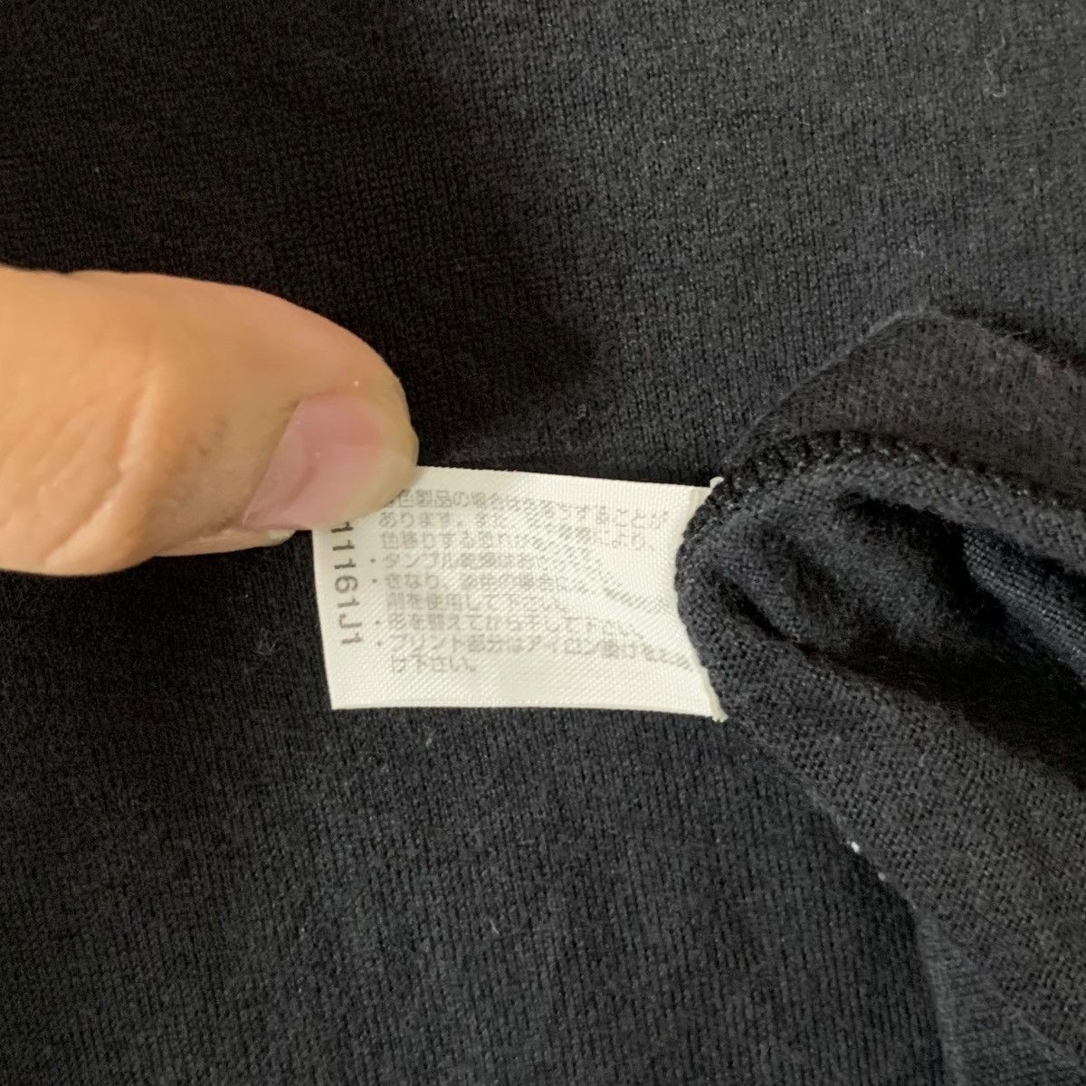 Vivienne Westwood Vintage VIVIENNE WESTWOOD LONDON Minimalist Design Tee Shir Size S / US 4 / IT 40 - 8 Thumbnail