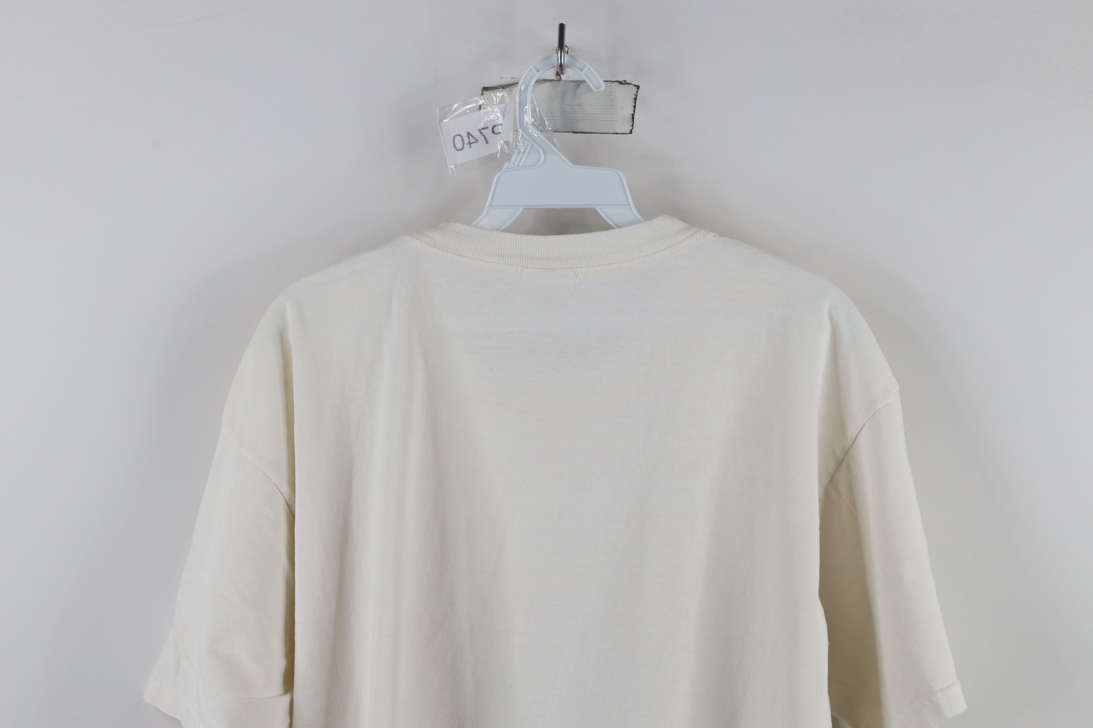 Vintage Vintage Y2K 2003 Streetwear From A Tree Nature T-Shirt Cream Size US L / EU 52-54 / 3 - 14 Thumbnail