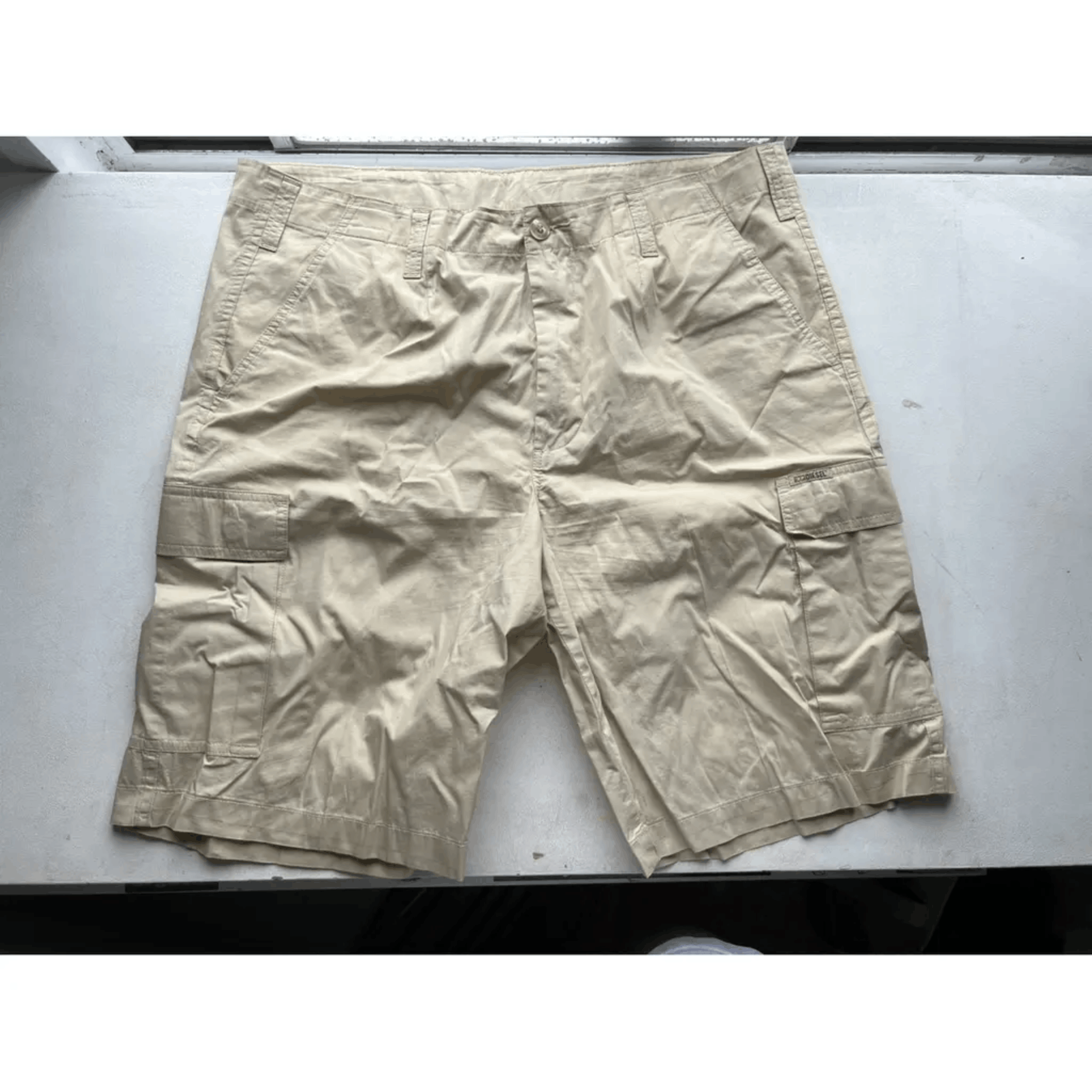 Diesel Diesel Ecru Cargo Shorts – Clean Minimal Utility Fit Size US 36 / EU 52 - 6 Thumbnail