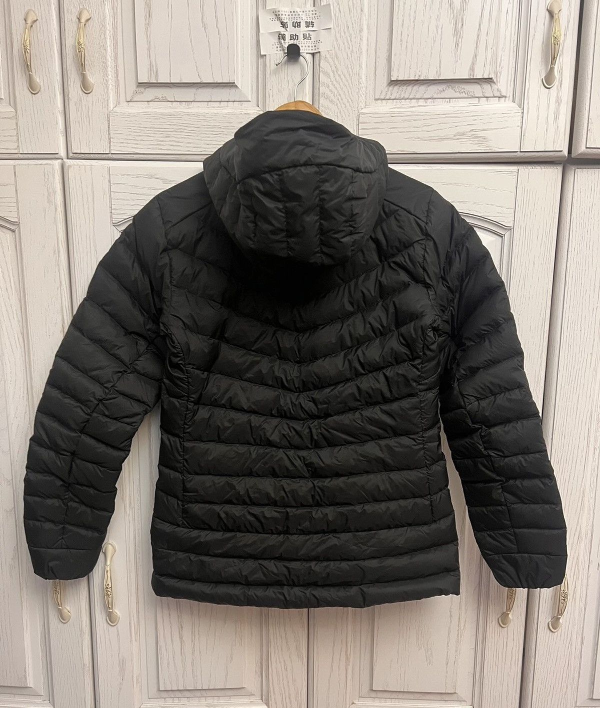Arc'teryx Arc'teryx lightweight goose down hooded down jacket Size US S / EU 44-46 / 1 - 2 Thumbnail