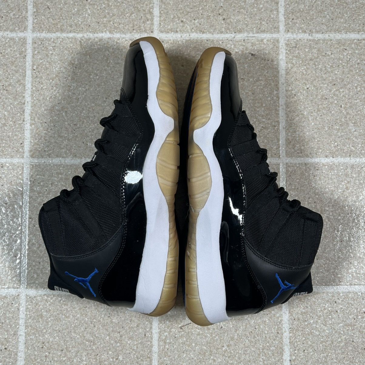 Jordan Brand Air Jordan 11 Retro “Space Jam” 2009 - Size 9.5 Men’s Size US 9.5 / EU 42-43 - 8 Thumbnail