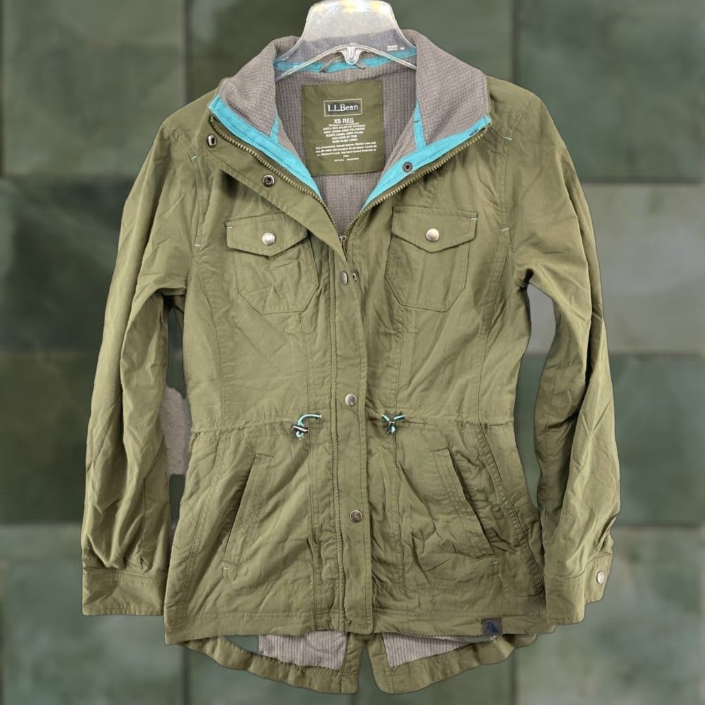 Vintage VINTAGE LL Bean Womens Jacket XS Green Thermal Lined Outdoor Hiking Jacket Reg XS Green LL Bean Womens Jacket Green Thermal Lined Outdoor Hiking Size XS / US 0-2 / IT 36-38 - 1 Thumbnail